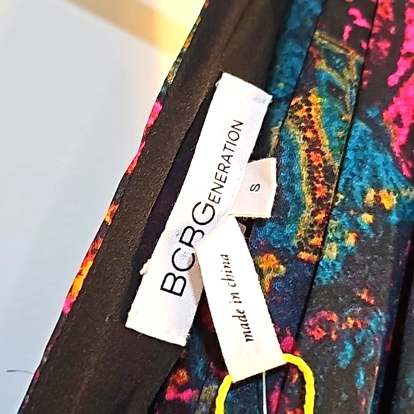 BCBGeneration formal Occasion dress Multi colors small nwt - Picture 10 of 12